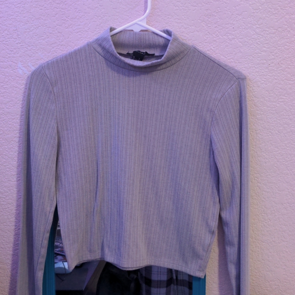 light grey textured turtleneck crop